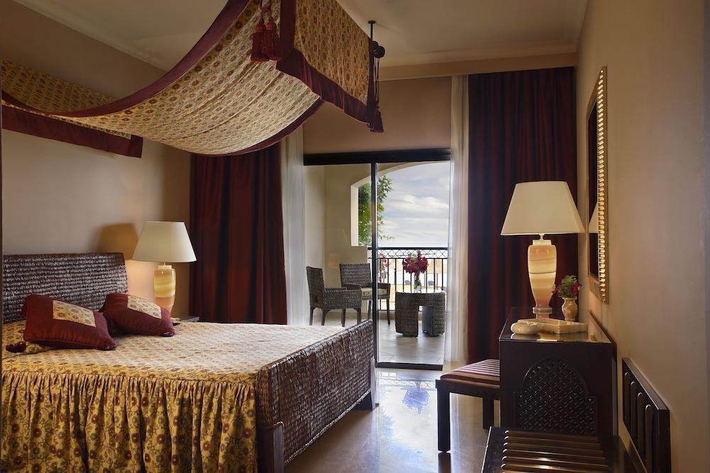 Jaz Belvedere Sharm El-Sheikh Exterior foto A bedroom at the hotel