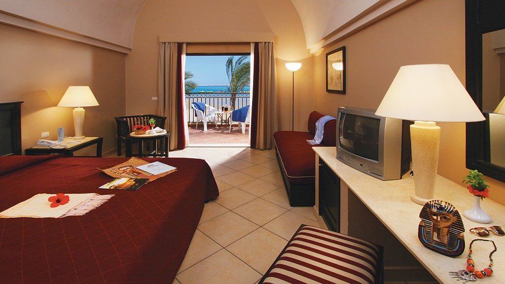 Jaz Belvedere Sharm El-Sheikh Habitación foto A typical hotel room